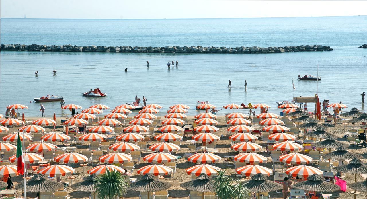 Hotel Lungomare Bellaria-Igea Marina Esterno foto