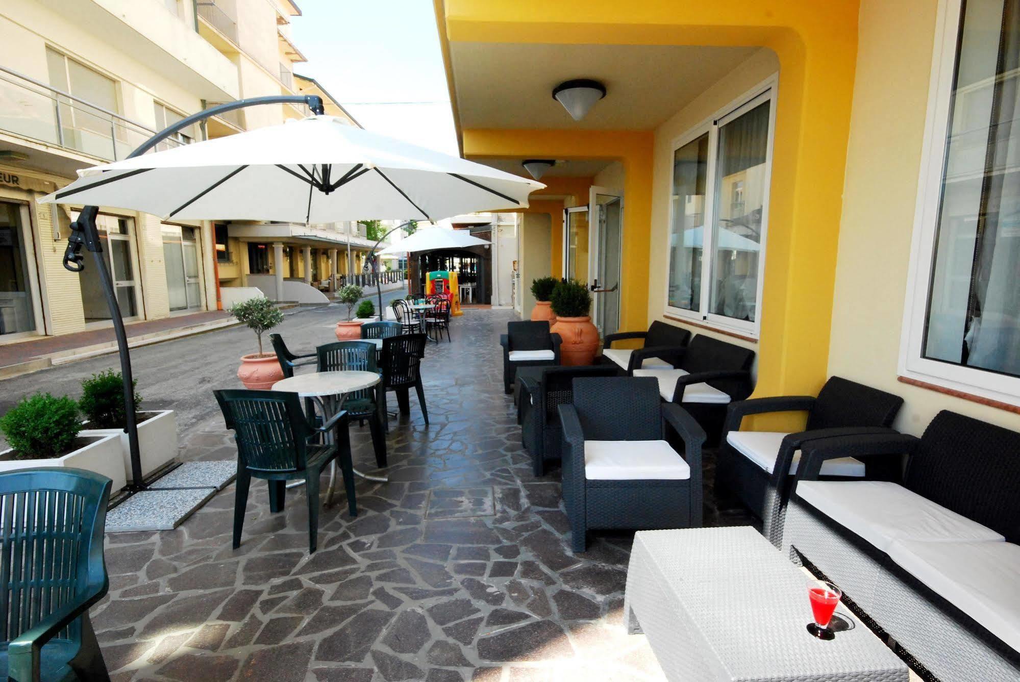 Hotel Lungomare Bellaria-Igea Marina Esterno foto